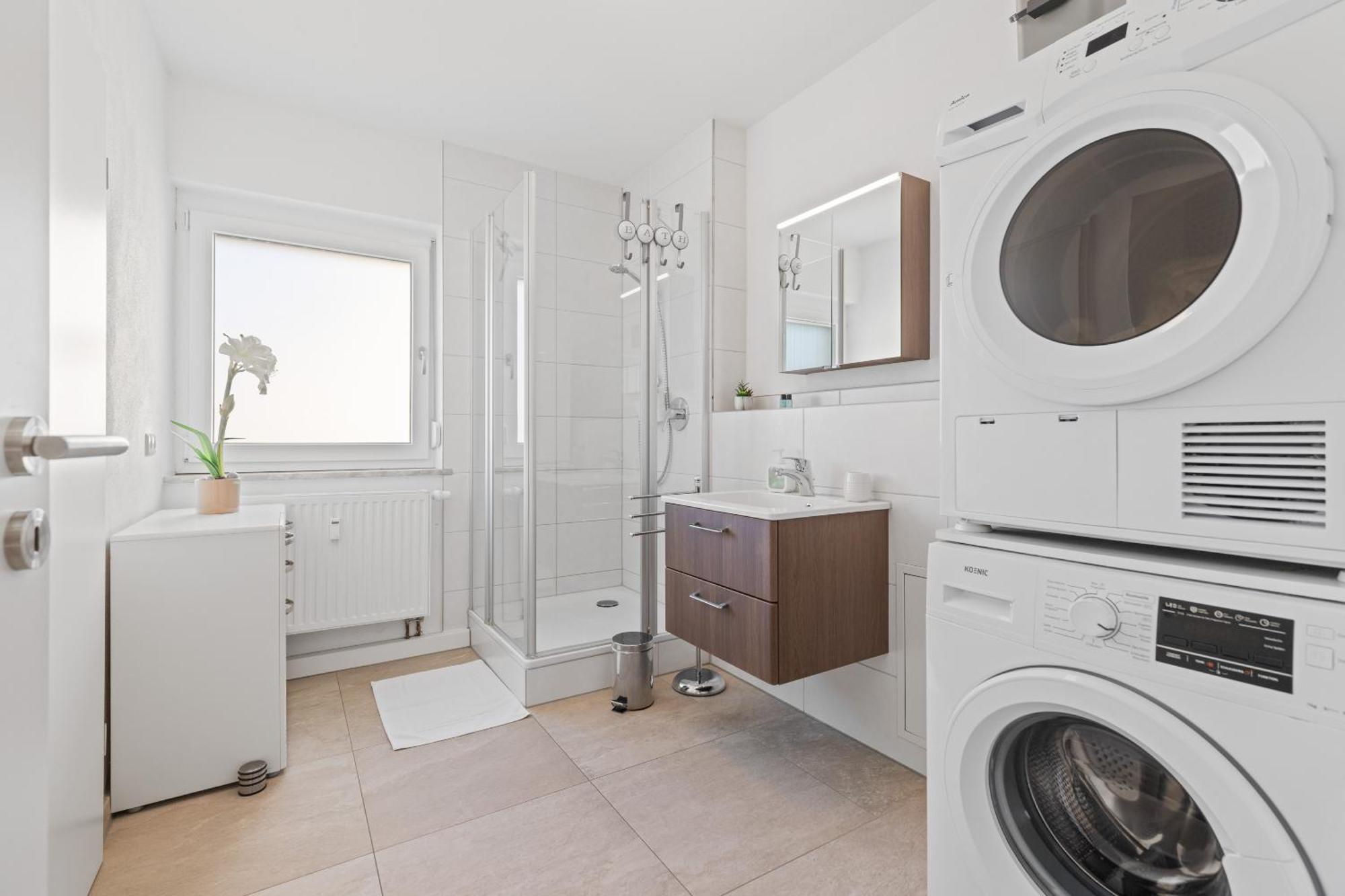 Goldcream - Modern - Netflix - Free Parking Apartment *